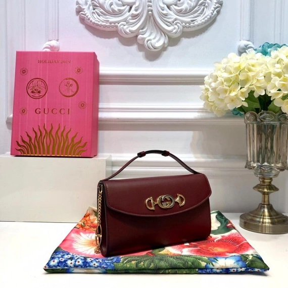 Firstbag ru Gucci leather small bag shoulder Zumi smooth 0825